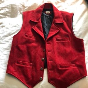 Malpai men’s red wool vest